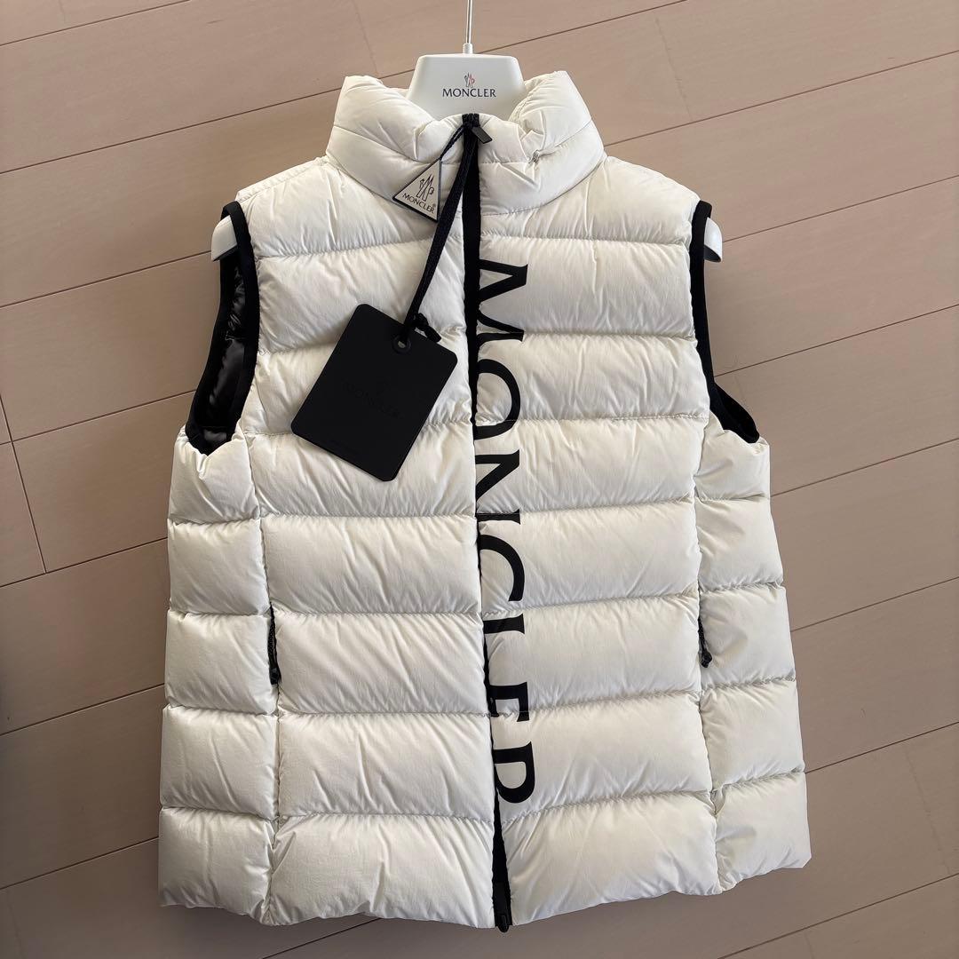 新品Sサイズ　モンクレールMONCLER CENISベスト