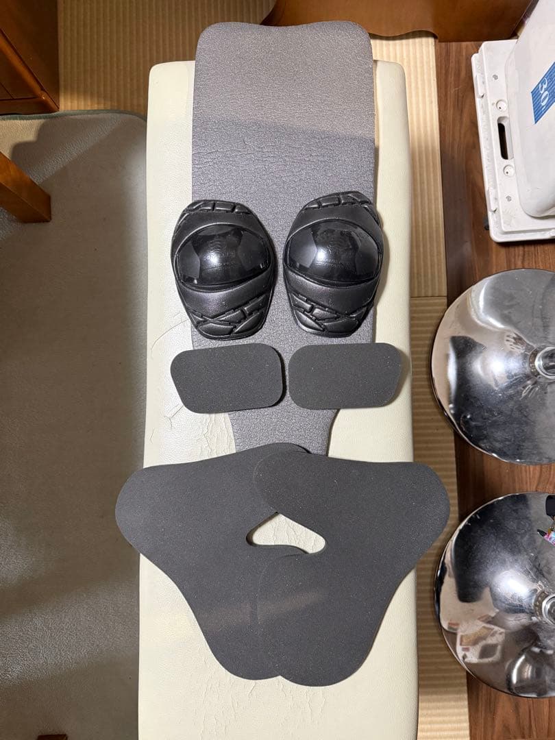 【年内最終価格】HYOD レーシングスーツ D3O® Lサイズ　美品