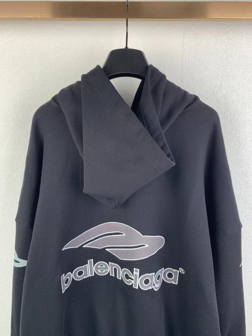 希少 balenciaga フード付きスウェット ブラック L