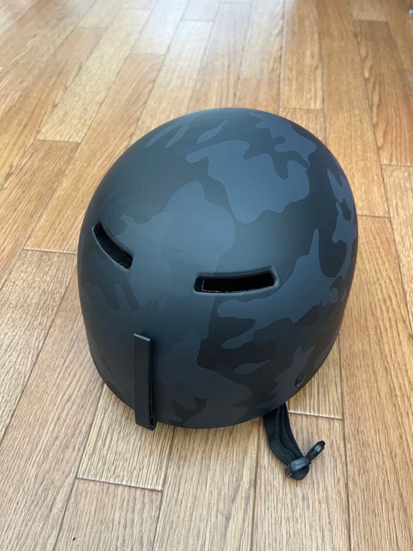 sandbox カモフラージュ スケートボードヘルメット多分Mサイズ