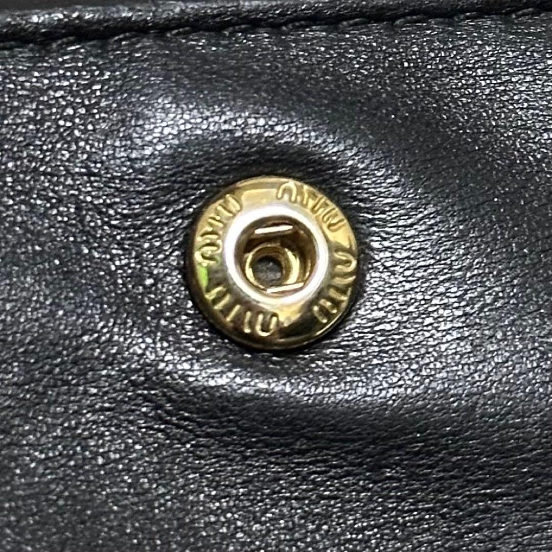 MIU MIUミュウミュウ 折り財布　マテラッセ　ラウンドファスナー