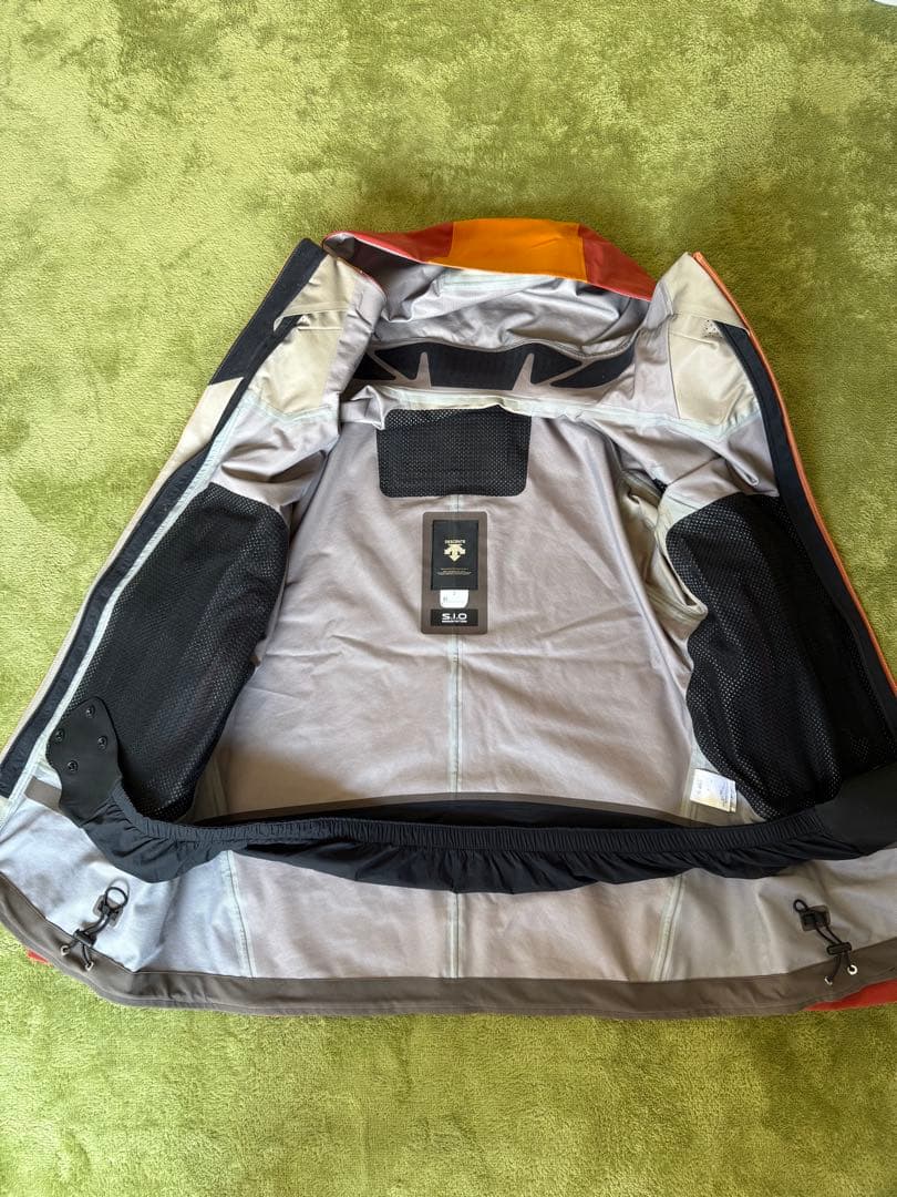 ホルモン屋　TEAM DESCENTE デサント　スキーウェア