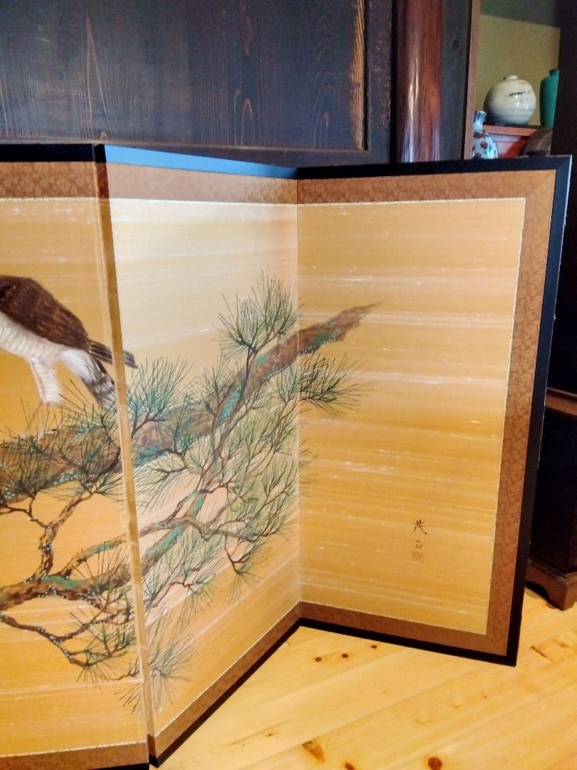 松の木と鳥の四つ折り屏風