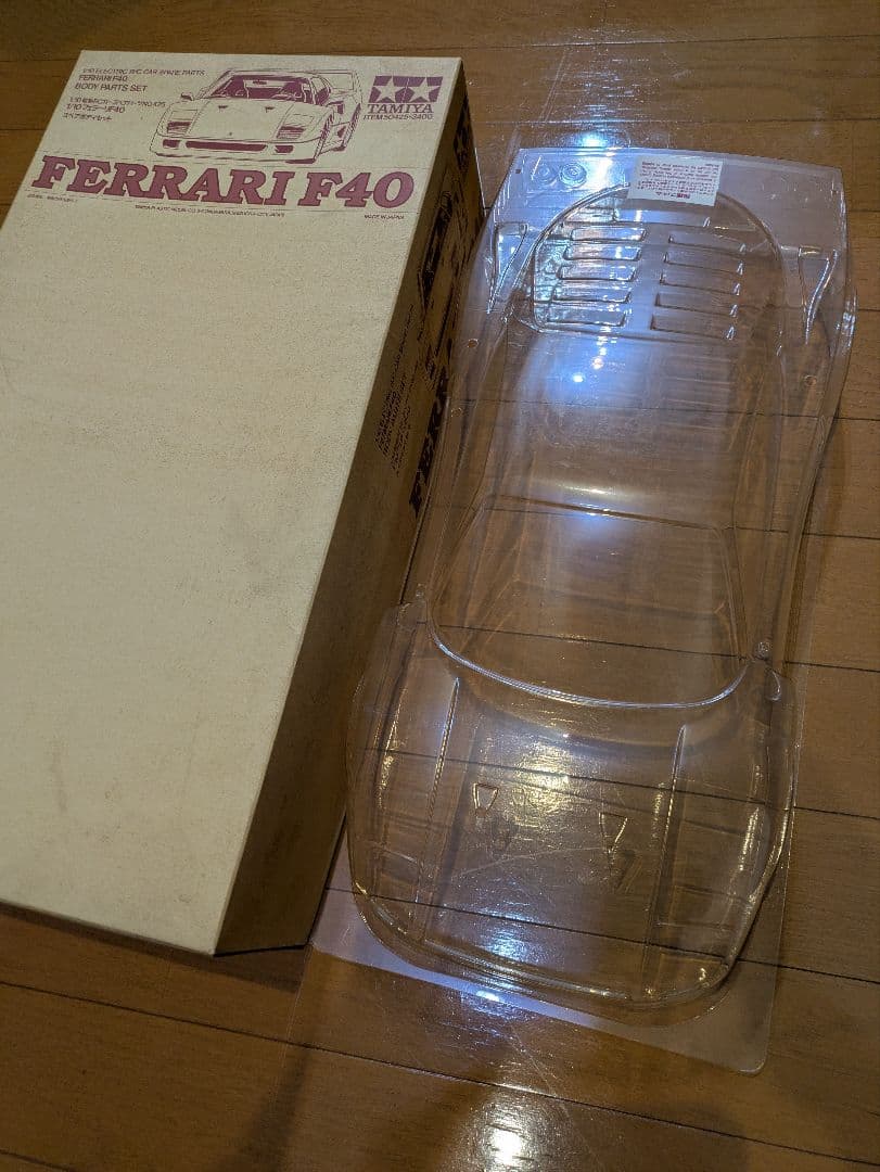 希少　1/10 ラジコンボディ　TAMIYAフェラーリF40　未使用無塗装　箱付