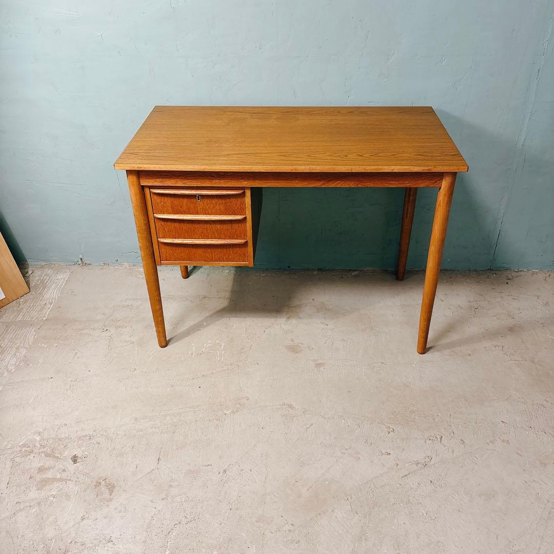 デンマーク　チーク材　デスク　北欧家具　北欧ビンテージ