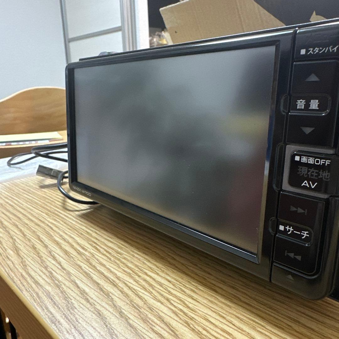 【最終価格】ダイハツ純正ワイドエントリーメモリーナビNMZK-W70D
