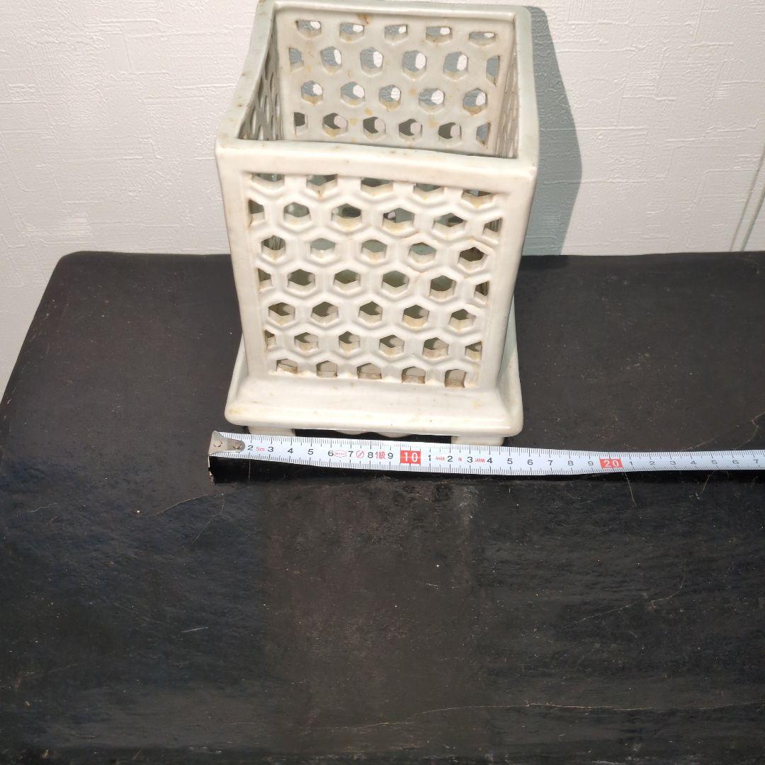 李朝白磁 七宝透かし 筆筒 朝鮮美術 李朝時代 文房具 文房四宝 高麗 古玩