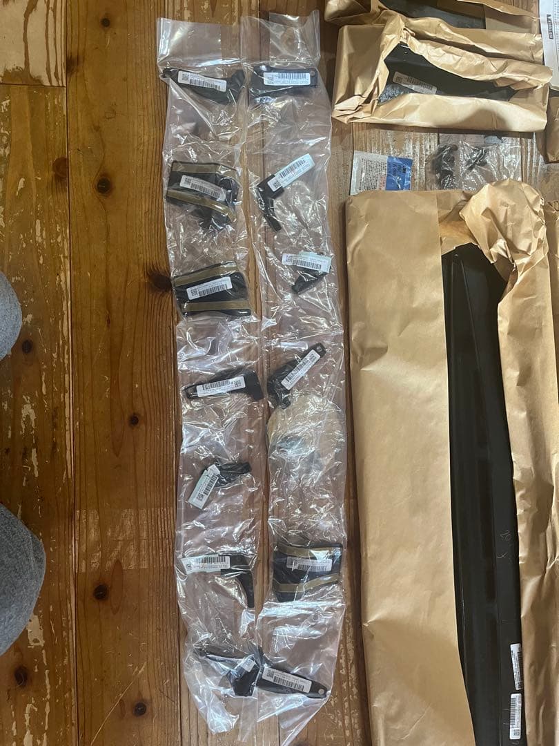 だ*け様 新品】モデリスタ 右側サイドスカート 30系 後期アルファード／ヴェル