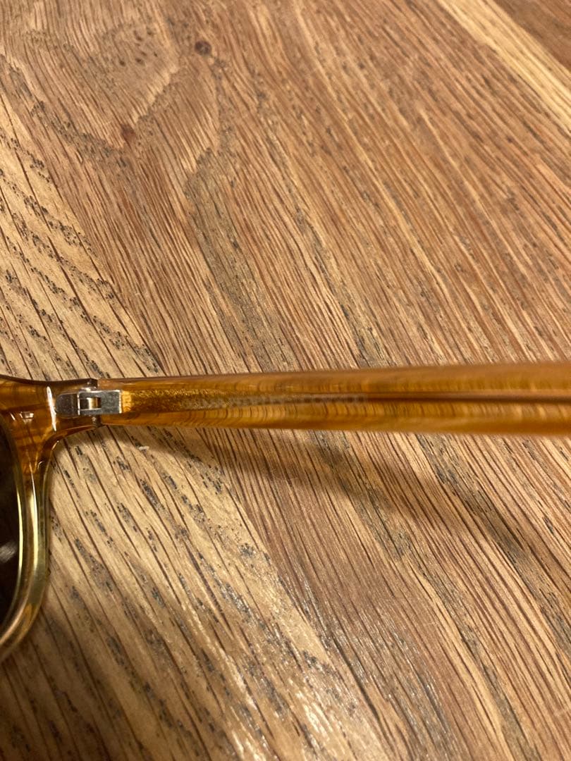 小物 OLIVER PEOPLES Argyle