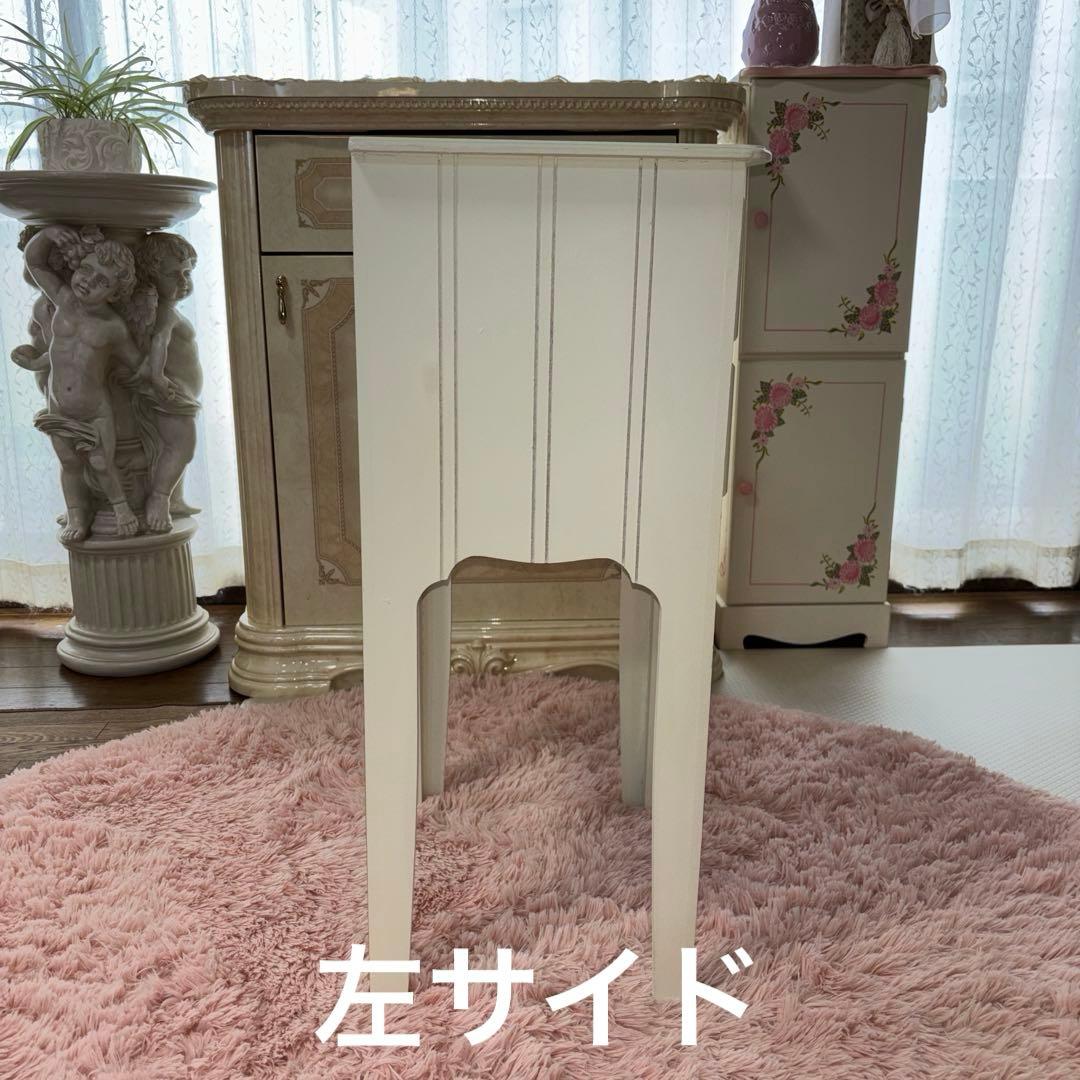 ロココ調　サイドテーブル　2段チェスト　薔薇　白家具　ハンドペイント　木製