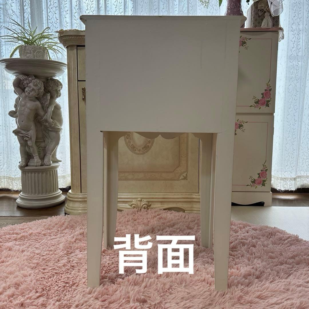 ロココ調　サイドテーブル　2段チェスト　薔薇　白家具　ハンドペイント　木製