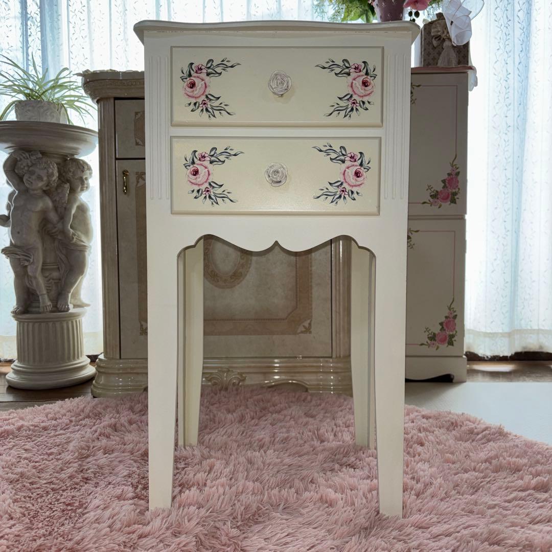 ロココ調　サイドテーブル　2段チェスト　薔薇　白家具　ハンドペイント　木製