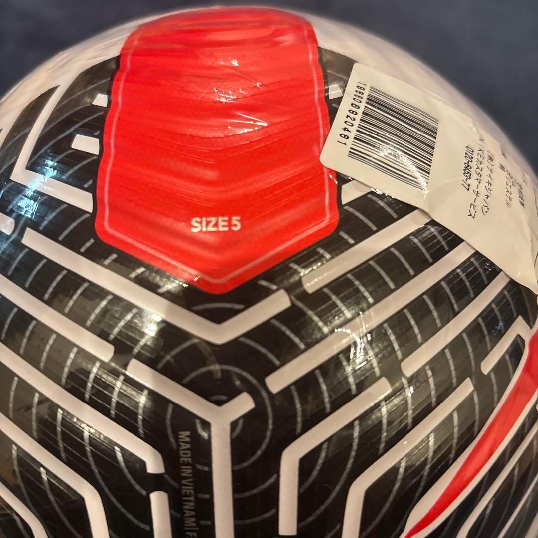 サッカーボール NIKE Flight Soccer Ball