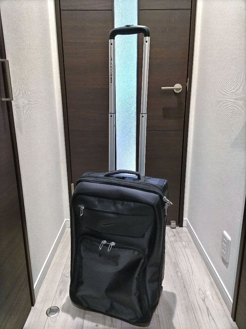 ナイキゴルフ　キャリーケース　機内持込