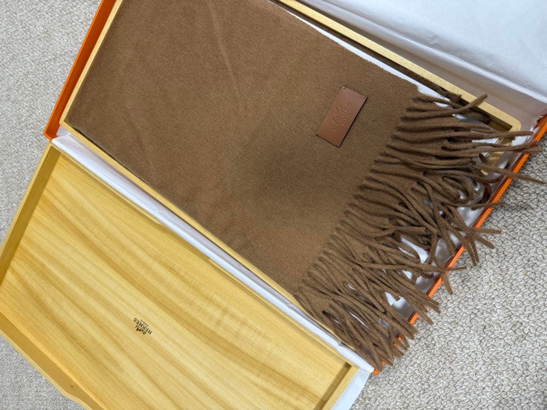 エルメス マフラー ビキューナ100% キャメル　専用箱付き