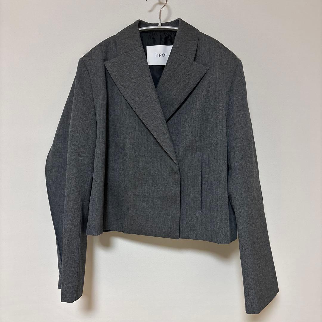 美品　IIROT ジャケット　グレー