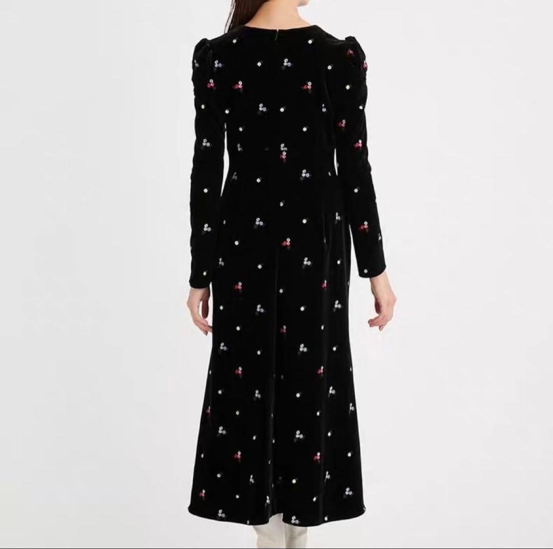 花柄刺繍ベロアワンピース セルフォード ベロアワンピース