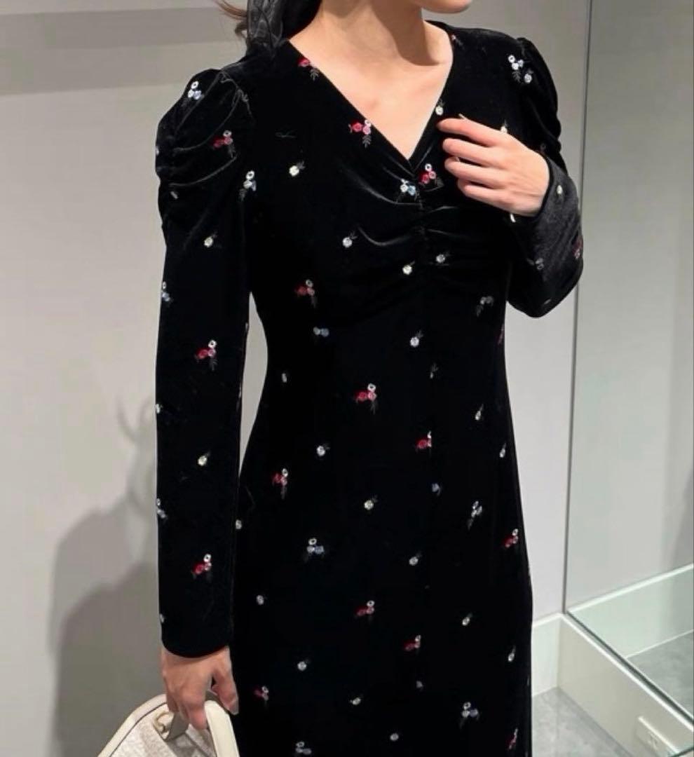 花柄刺繍ベロアワンピース セルフォード ベロアワンピース