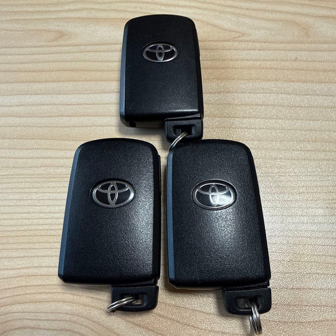トヨタ純正 アルファード スマートキー (4つボタン) 3個 送料込み