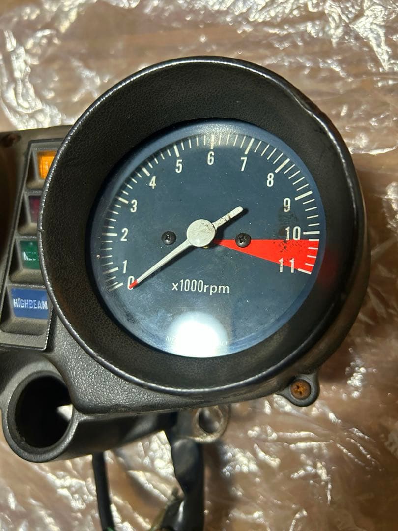 cb400n 純正メーター 実働品