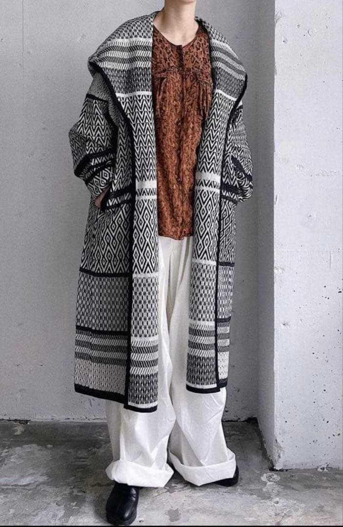 sara mallika サラマリカ キリムフーディー　ロングコート