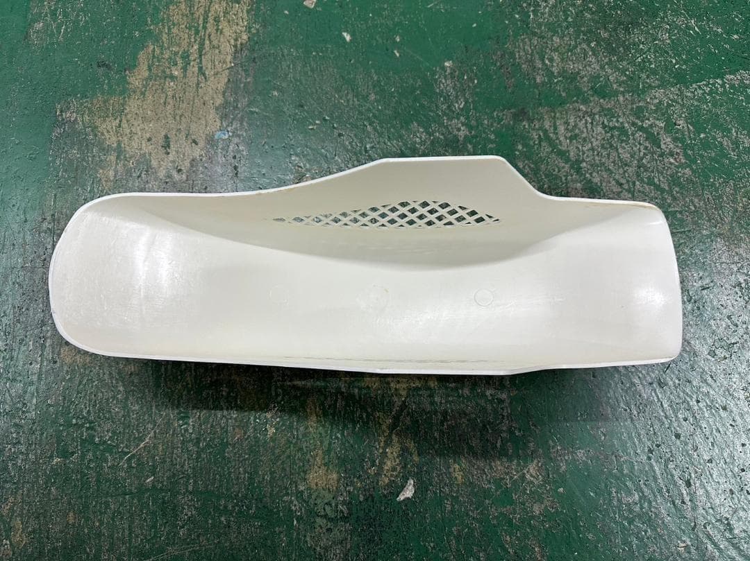 メッシュフェンダー　ロゴ有　ムク/BEET アルフィン 未塗装