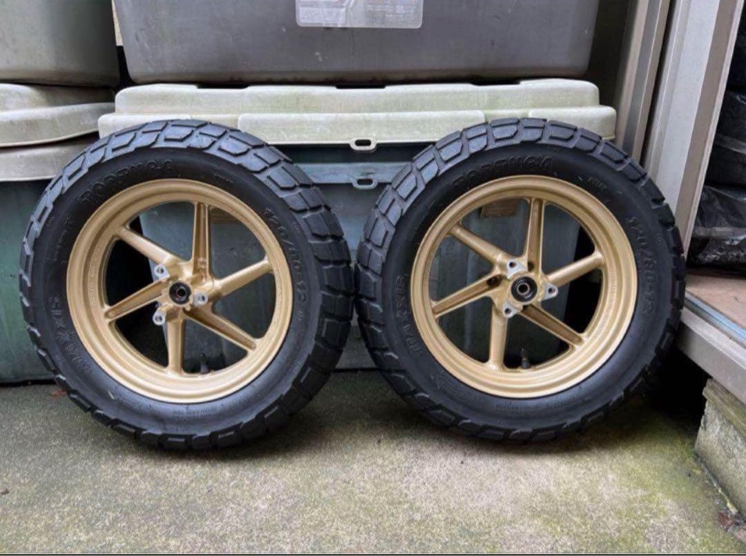 NSR50やNSF100など08年製使用期間わずか12インチ