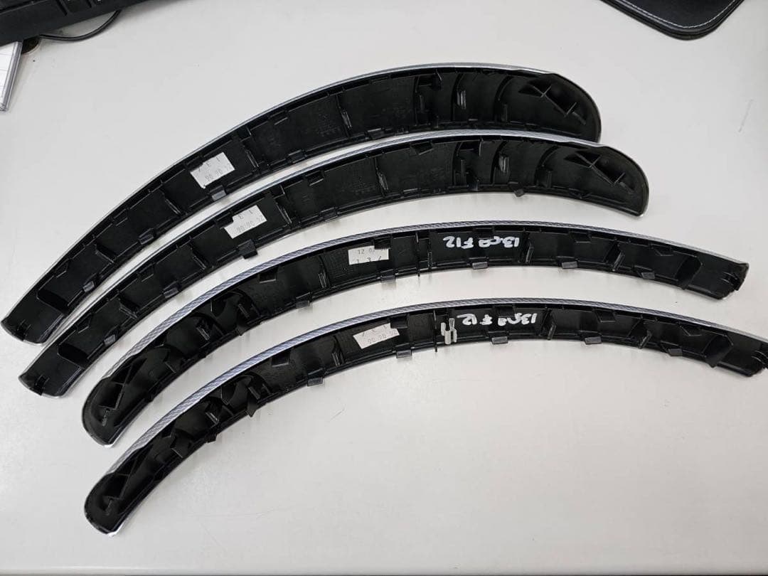  130i Mスポーツ E87 5D ドアグリップメタルパネル