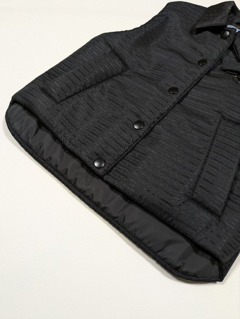 PRADA Re-Nylon パデッドベスト ブラック 38サイズ