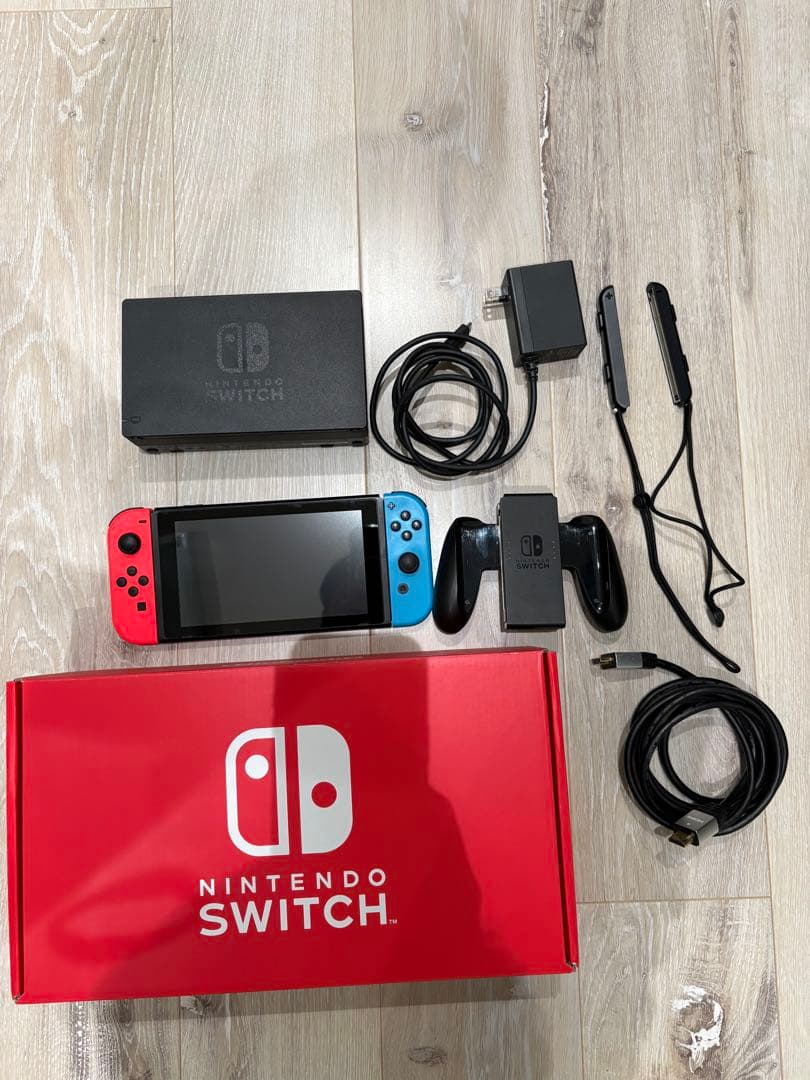 任天堂 Switch 本体 箱付き 付属品全て有り オーダー品 おまけ付❗️初期型