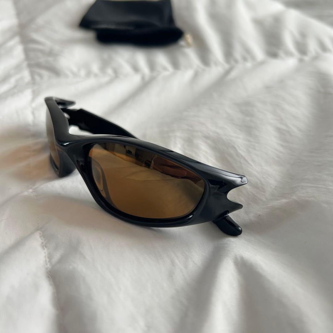 Oakley MINUTE サングラス ブラック ブラウンレンズ