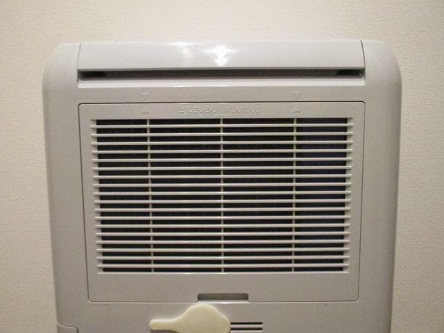 三菱電機　コンプレッサー式　除湿機　サラリ　衣類乾燥除湿機　MJ-M120RX