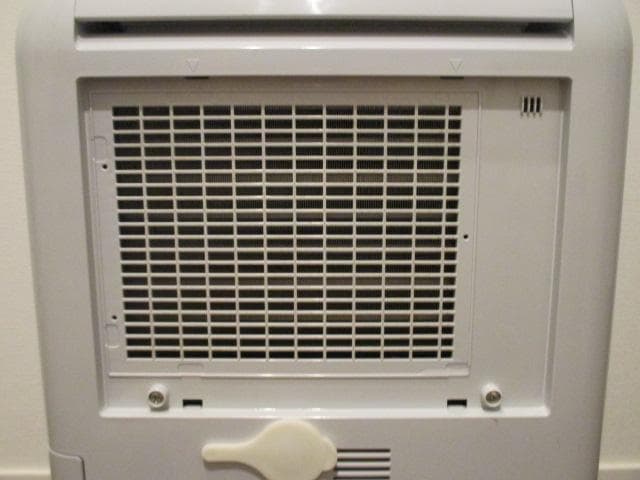 三菱電機　コンプレッサー式　除湿機　サラリ　衣類乾燥除湿機　MJ-M120RX