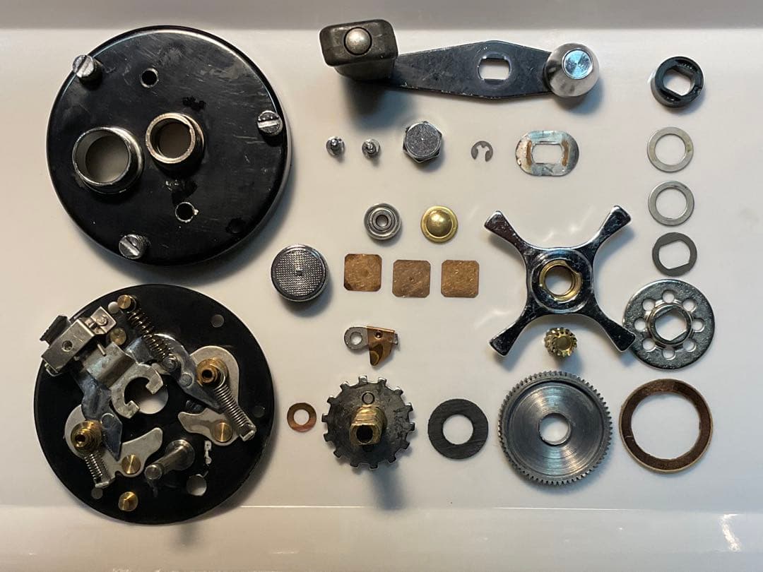 ABU アンバサダー 5001 C メンテ済 フレーム修正済