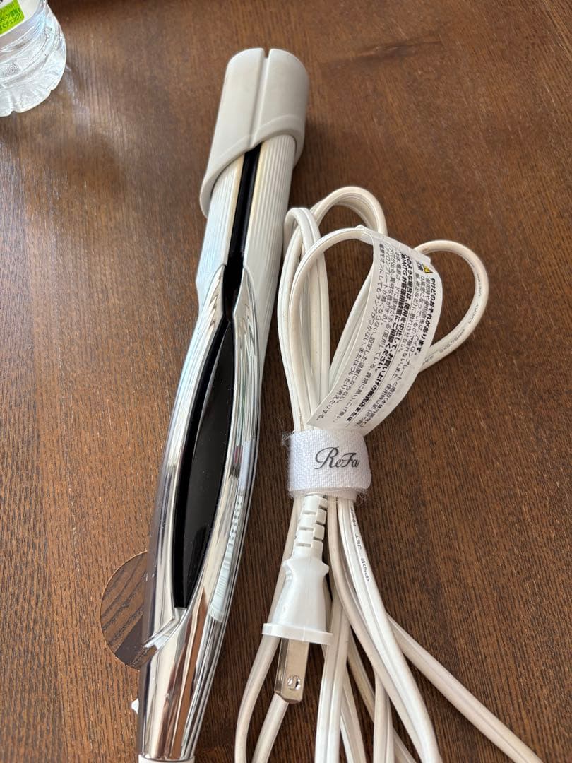 リファ　ストレートアイロン 8月25日まで価格