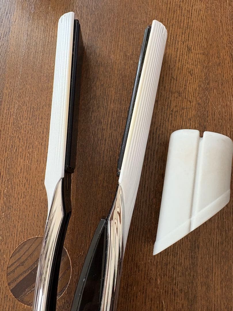 リファ　ストレートアイロン 8月25日まで価格