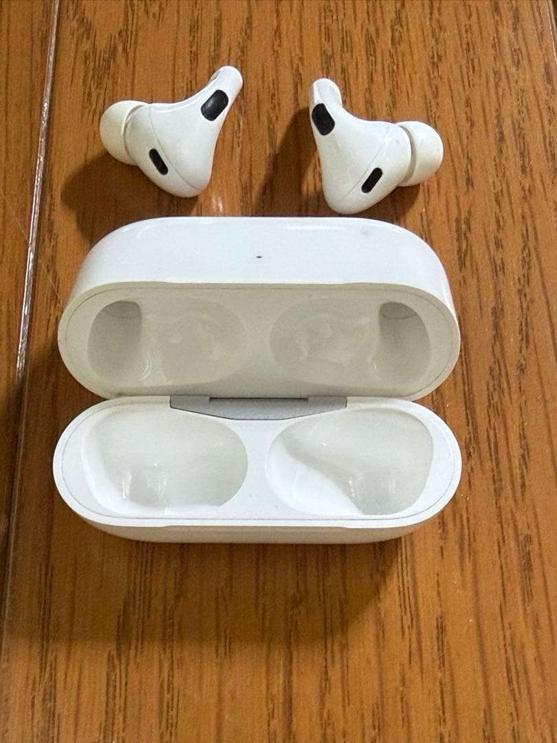 AirPods Pro (第2世代) 本体 USB-C充電ケース付き