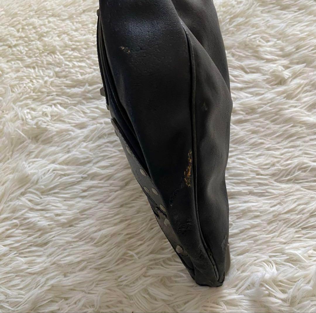 ヴェルサーチ ホーボー ショルダーバック メデューサ レザー スタッズ 黒