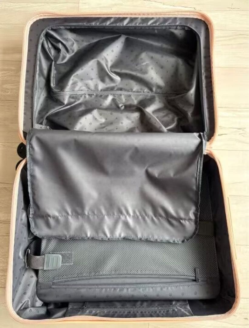 RIMOWA ピンク キャリーケース