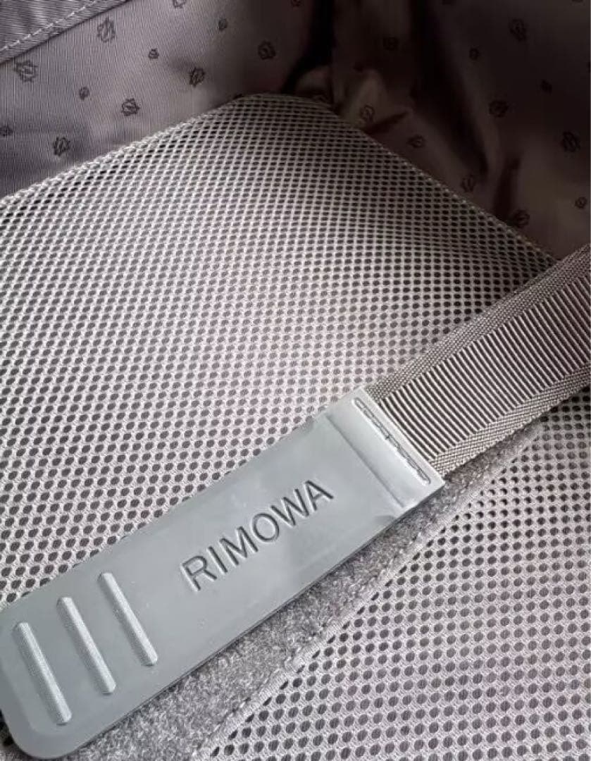 RIMOWA ピンク キャリーケース