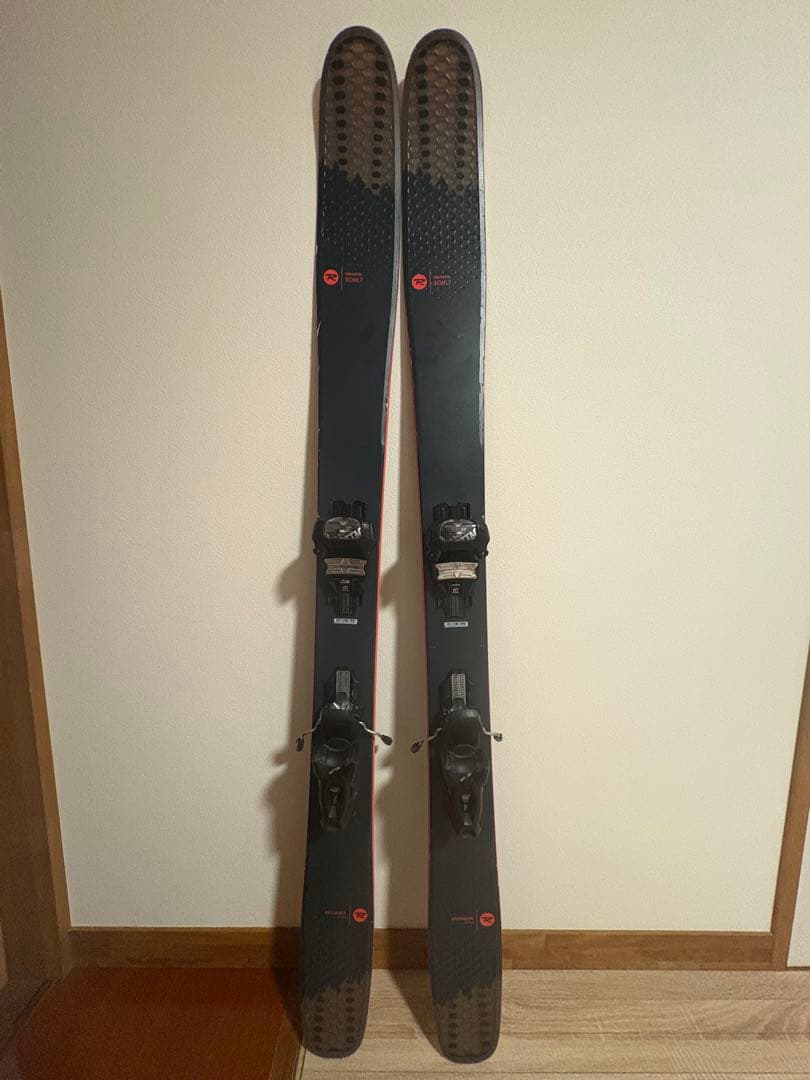 ROSSIGNOL SOUL7 164cm スキー板ビンディングtyrolia