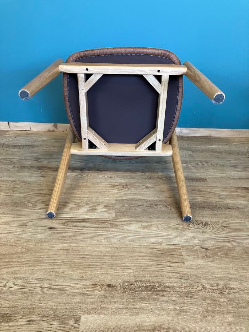 イバタインテリア　RIFACTION CHAIR 展示品