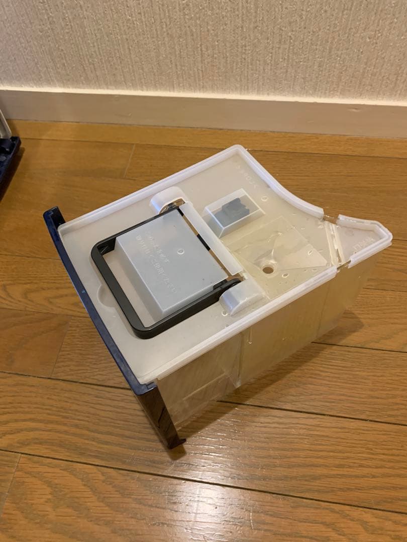 コロナ　衣類乾燥除湿機　CD-H1821 ルーバー不良　ジャンク品