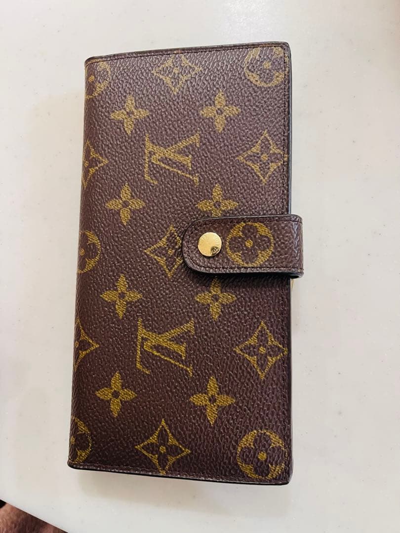 Louis Vuitton モノグラム長財布ノベルティ