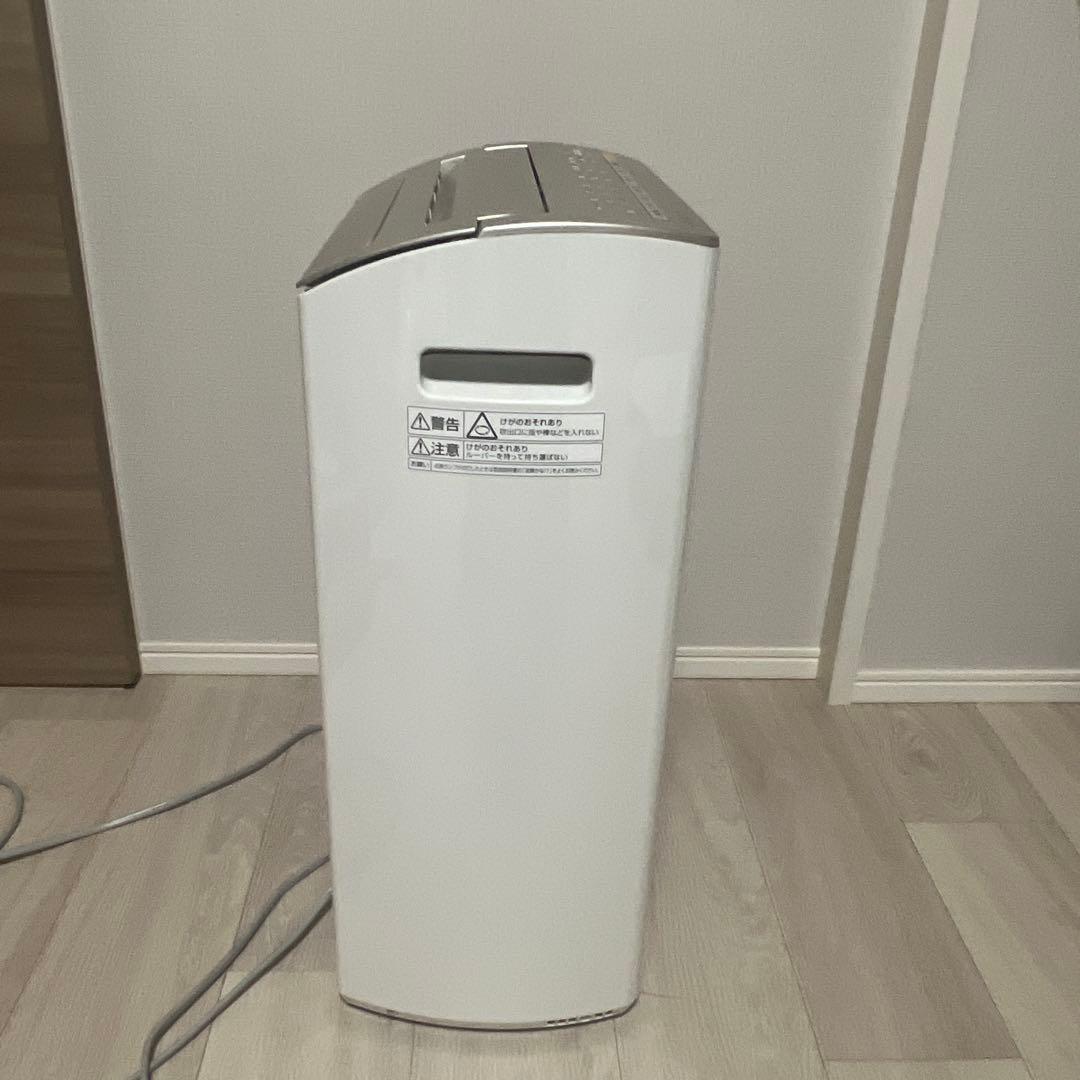 Panasonic ハイブリッド除湿機 ナノイー