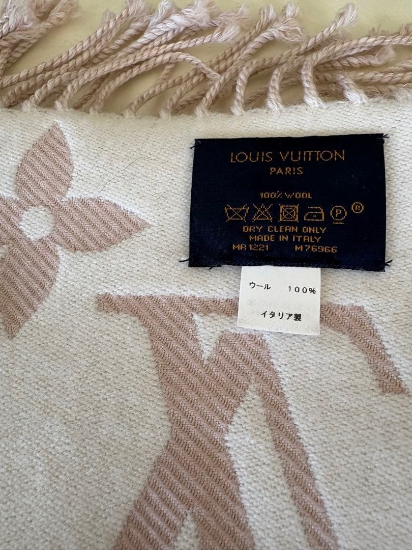 LOUIS VUITTON エシャルプシンプリーLV マフラー