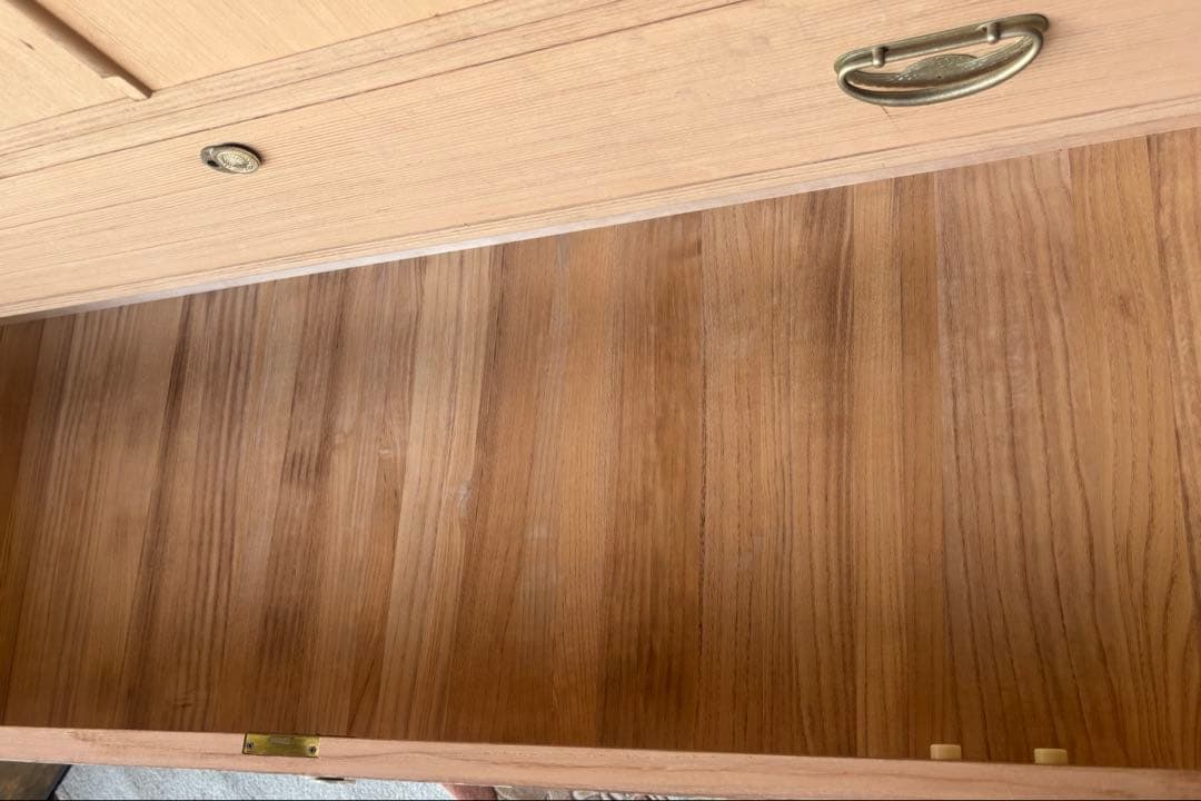 【専用】総桐箪笥 可動棚付き 収納力抜群