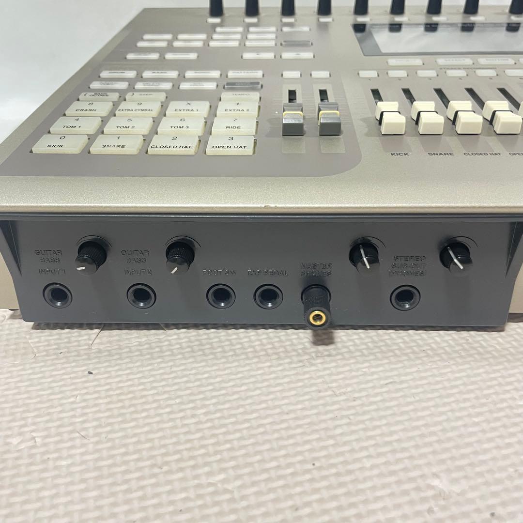 ZOOM MRS-1608 マルチトラックレコーディングスタジオ　現状品