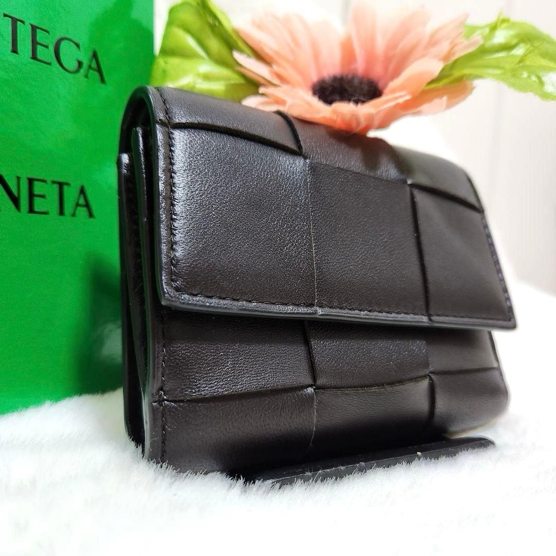 ✨未使用級　付属品完備✨ボッテガ　三つ折り　カセット　ダークブラウン　RFID