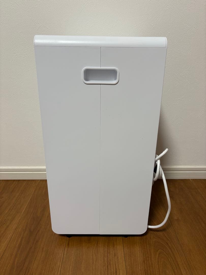 美品　YAMAZEN　除湿機　EDC-H60　2024年製